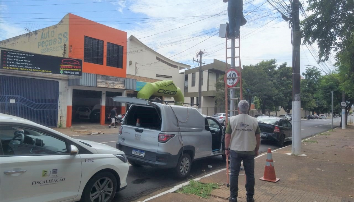Em Ourinhos, Ipem-SP verifica radar na rua Duque de Caxias